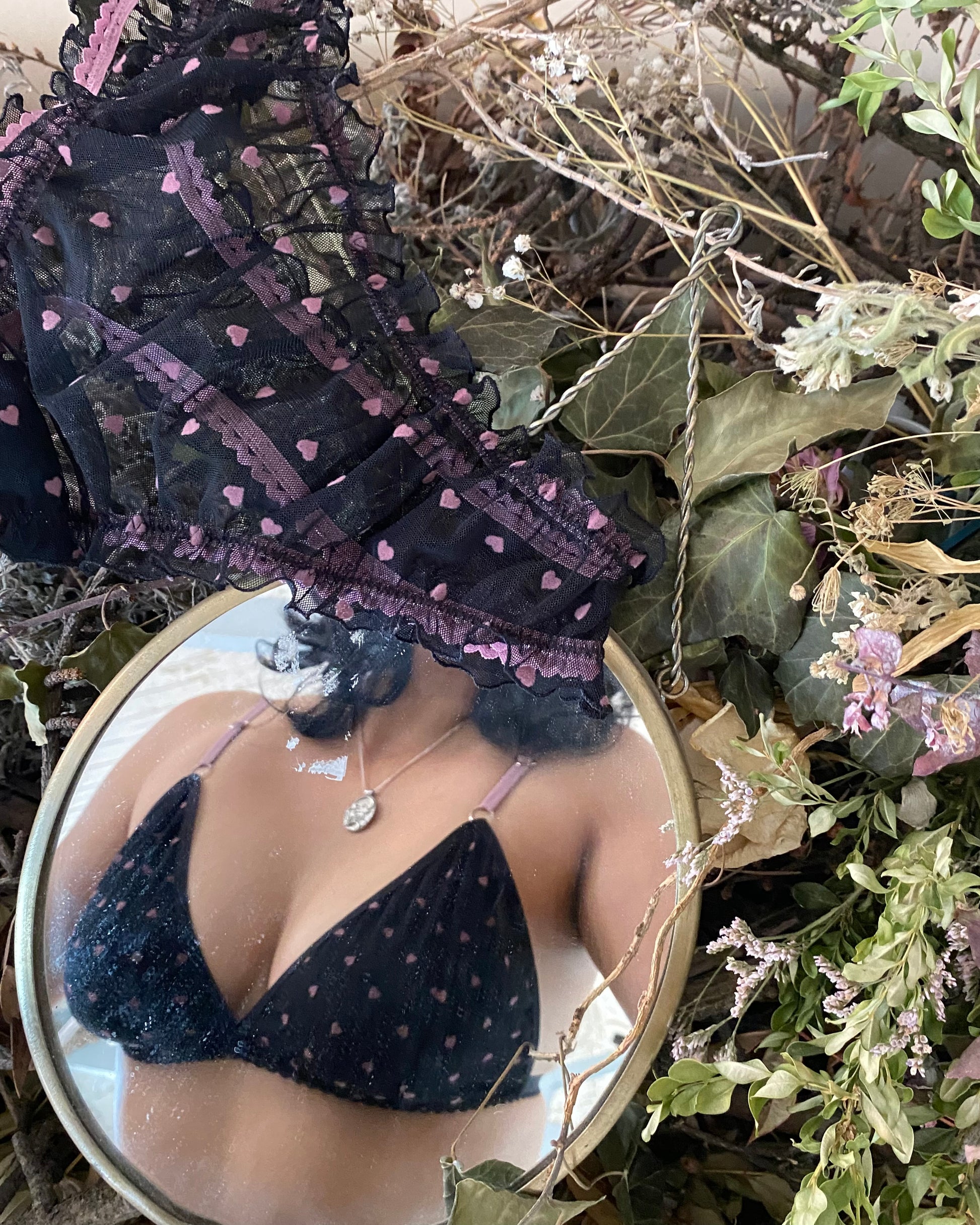 Fitzpleisure, heart bra, triangle bra, black and pink bralette, Australia, Melbourne